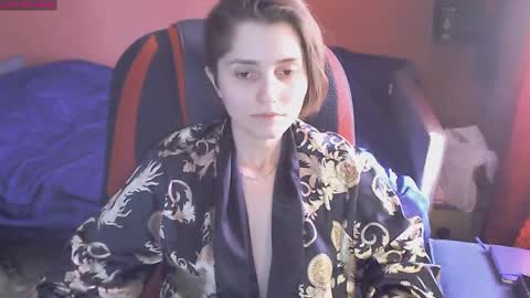 Lola online show from March 12, 8:30 am