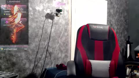 Lola online show from January 17, 3:41 pm