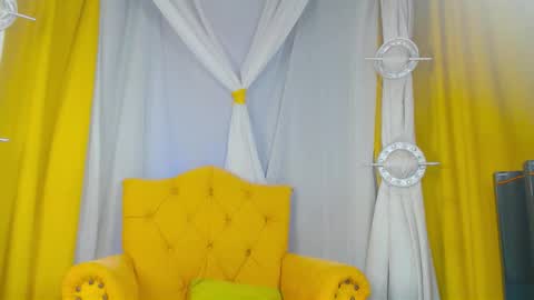 queen online show from March 3, 8:59 pm