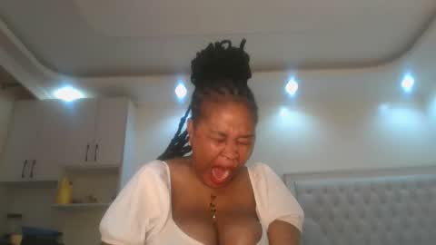 Queen kikih online show from May 15, 10:56 pm