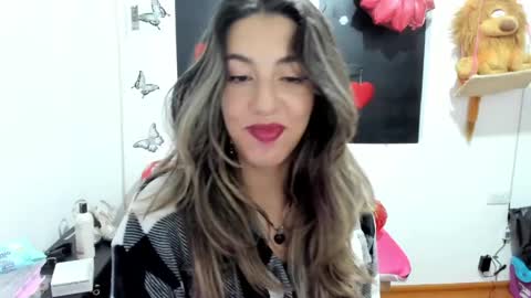 queen_natttyy online show from February 21, 4:40 am