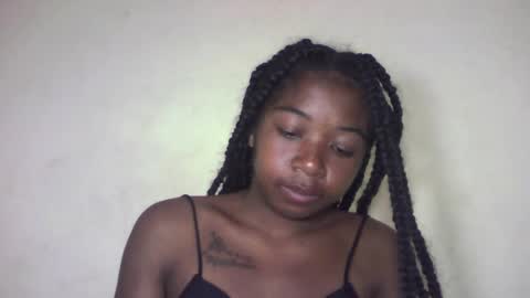 queennaya online show from August 8, 7:44 pm