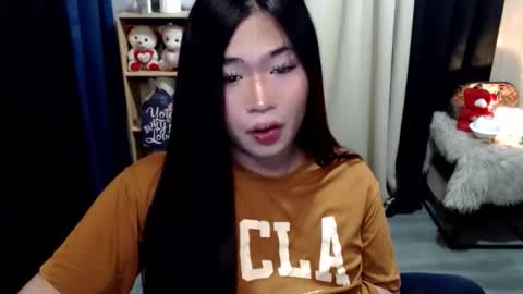 Mikka online show from November 25, 6:53 pm