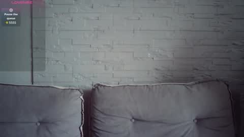 QueenOfModels online show from February 1, 7:29 am