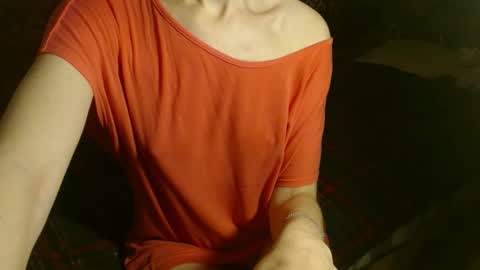 queenoftenderness online show from March 10, 6:45 pm