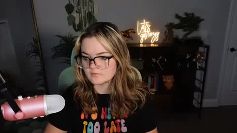 Bri online show from October 14, 1:52 am