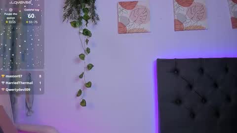    online show from November 20, 9:38 pm