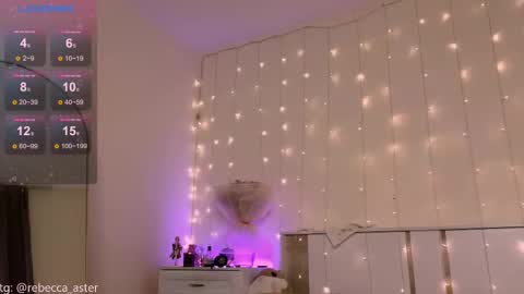 Rebecca  Becc online show from October 1, 5:07 pm