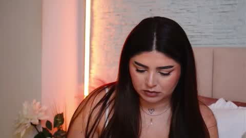 RachelSwaan online show from March 19, 6:51 am