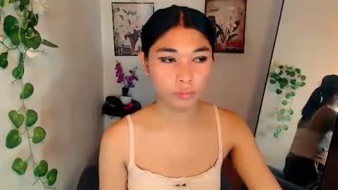 raindrizzle1706 online show from December 23, 4:38 am