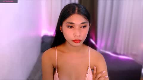 raindrizzle1706 online show from February 24, 1:16 am