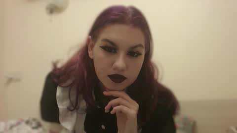 rainyvibe_ online show from October 22, 5:51 pm