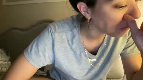 RamonaJ online show from December 16, 12:15 am