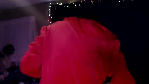    RAMONA Q   online show from December 28, 3:04 am