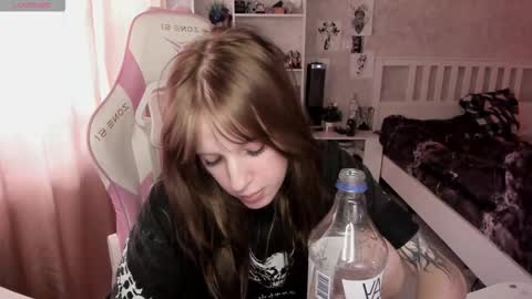 Rapunzel online show from February 20, 1:23 pm