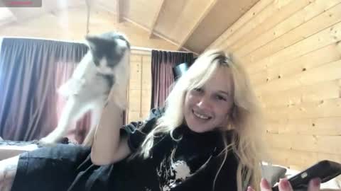 Rapunzel online show from September 26, 1:42 pm