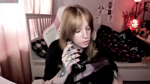 Rapunzel online show from March 9, 1:25 pm