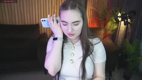 rapunzelangel online show from June 2, 5:52 am