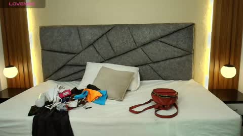 Raquel online show from March 30, 7:24 pm