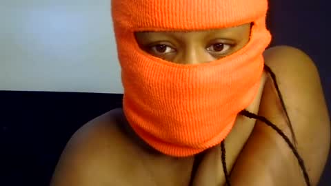 rara_molly online show from July 21, 4:30 pm
