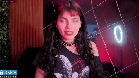 raven_rox_ online show from November 10, 3:56 am