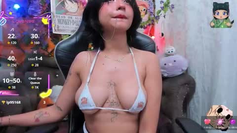 RavenN  online show from February 3, 11:37 am