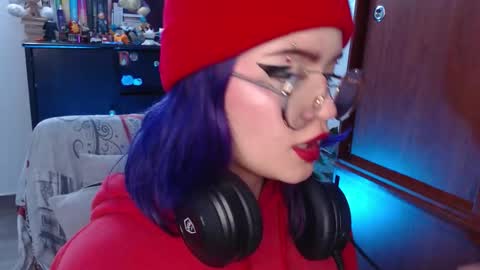 raventh_ online show from October 20, 3:26 pm