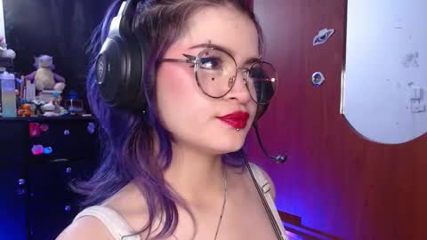 raventh_ online show from November 1, 2:43 pm