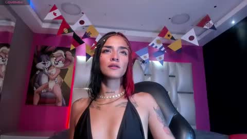 ravynrouge1 online show from June 24, 12:26 pm
