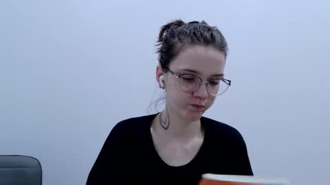 Ray-Ray online show from February 14, 11:45 am