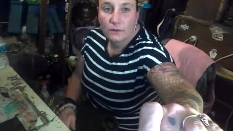 reallyredrum69th online show from April 22, 5:59 am