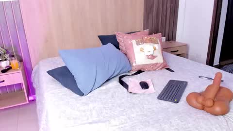 I invite you to my birthday on November 3th  online show from December 20, 10:25 pm