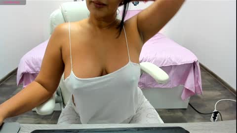 rebecca online show from January 13, 3:47 pm