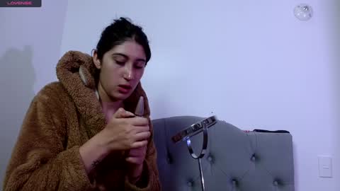 IG   OF red moonn online show from January 18, 10:39 am