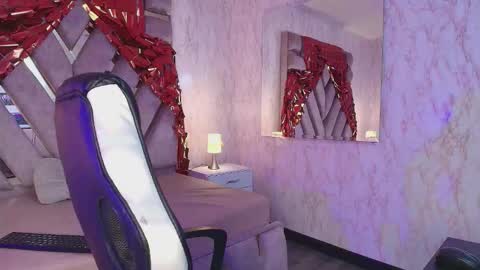 red_pandaa online show from March 6, 3:56 am