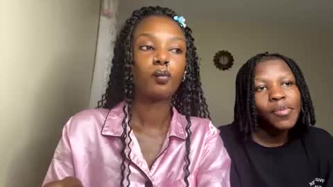 reechardo online show from July 15, 2:49 am