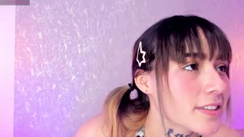 Reika  online show from October 8, 4:55 pm