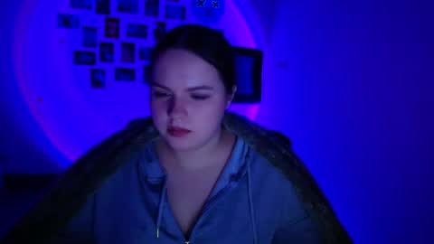 Reina online show from February 23, 6:46 am