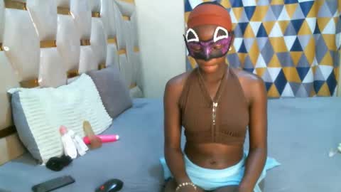 remmyqueen online show from April 12, 10:34 pm