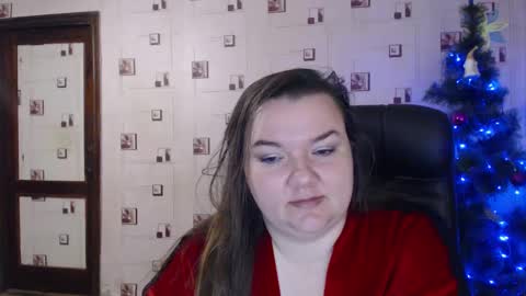 renataoia online show from January 12, 3:03 pm