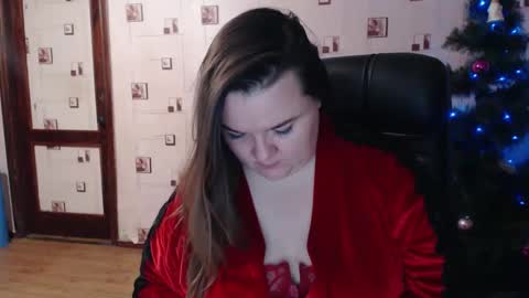 renataoia online show from January 6, 3:40 pm