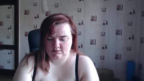 renataoia online show from March 30, 12:27 pm