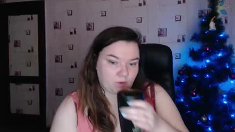 renataoia online show from January 15, 5:36 pm