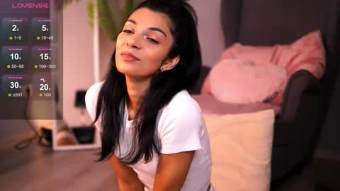 Rena online show from October 27, 4:41 am