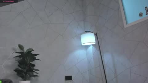 Renesmy online show from April 14, 11:27 pm