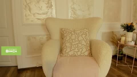 Rennatha online show from October 5, 9:47 am