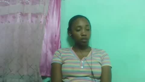 rhesa404090 online show from March 17, 6:06 am