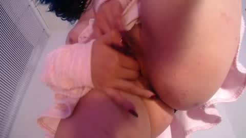 RIHONNA online show from April 18, 1:35 pm