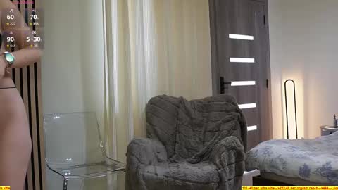 riley_reddd online show from March 13, 11:44 am