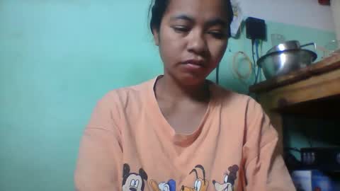 rinah856024 online show from April 19, 3:28 am